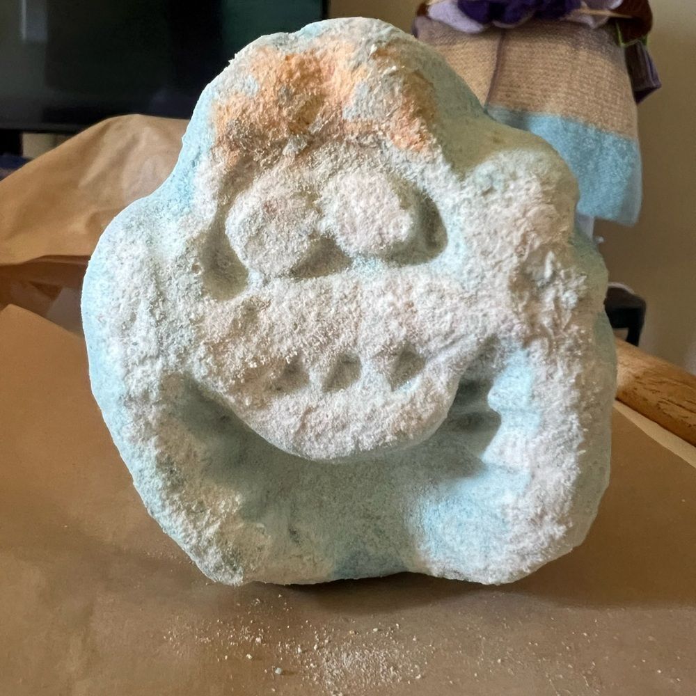 Lush Abombinaball (snowman) Limited Edition Bath Bomb